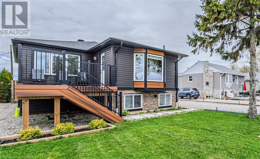 1231 LAKESHORE Road, Selkirk