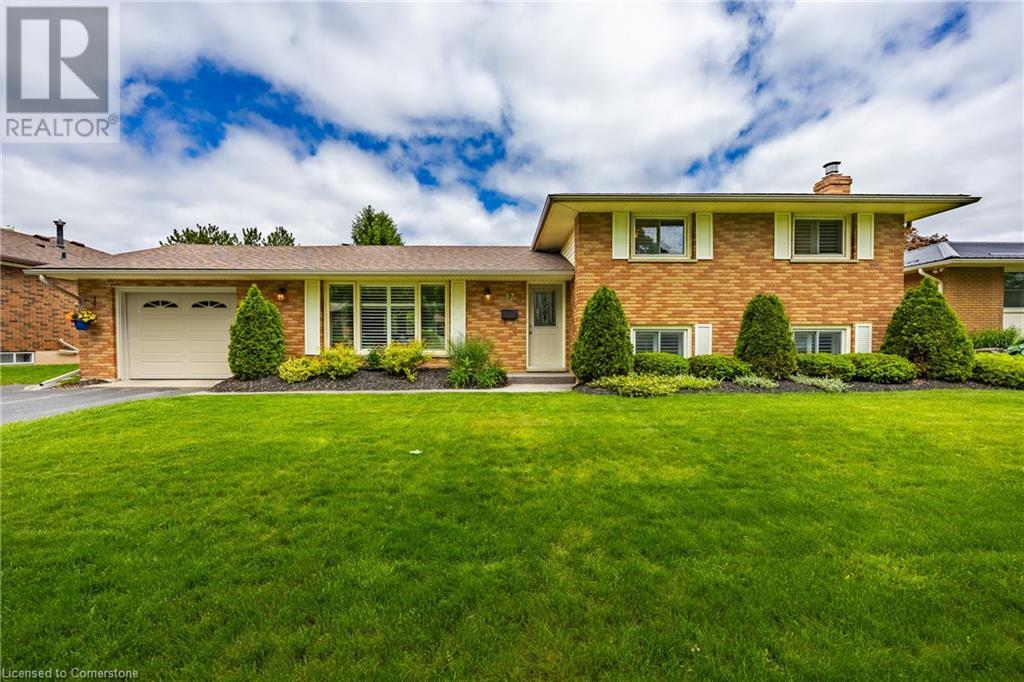 43 BERKLEY Crescent, Simcoe