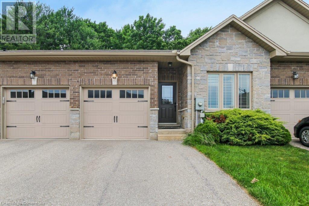 194 DONLY Drive S UnitNo. 6, Simcoe