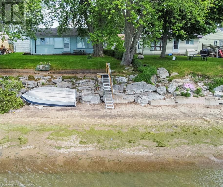 12 SMELSERS COVE LN, Selkirk
