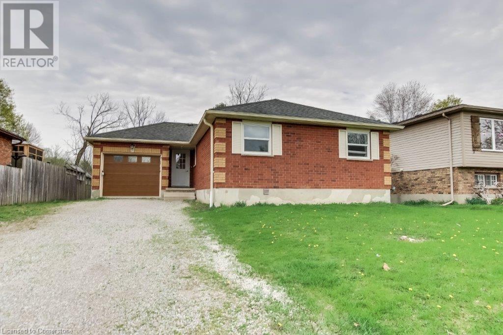 27 SIMSON Avenue, Simcoe