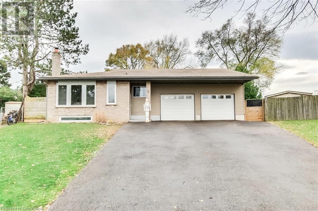 5 AVON COURT Court, Port Dover