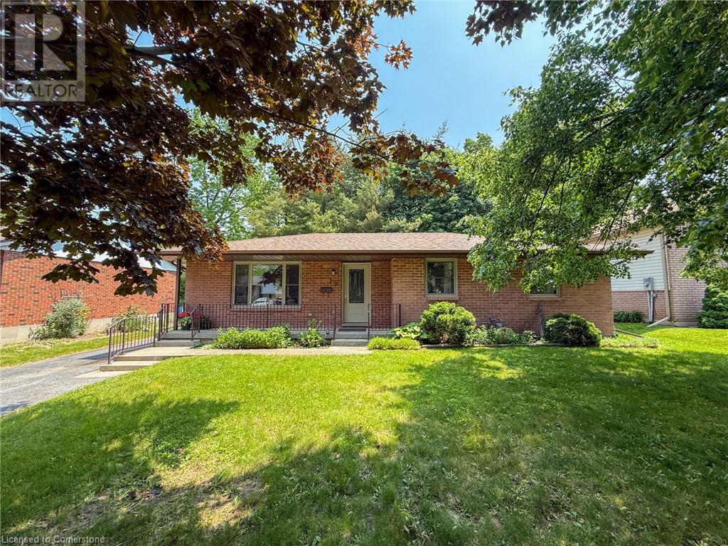 15 FAIRVIEW Drive, Waterford