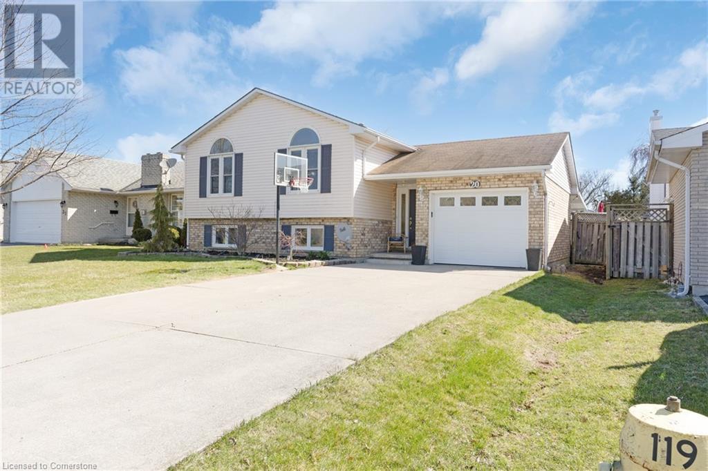 20 THOMPSON Drive, Port Dover