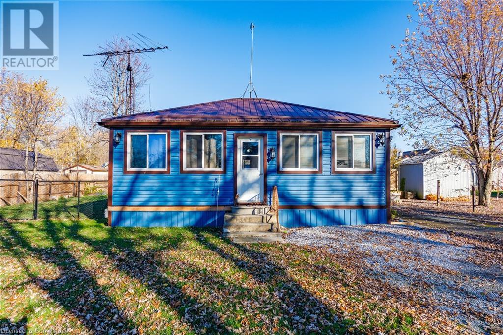 11 REIDY Street, Peacock Point