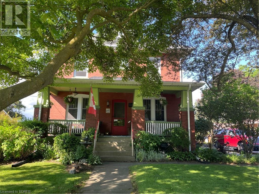 616 MAIN Street, Port Dover