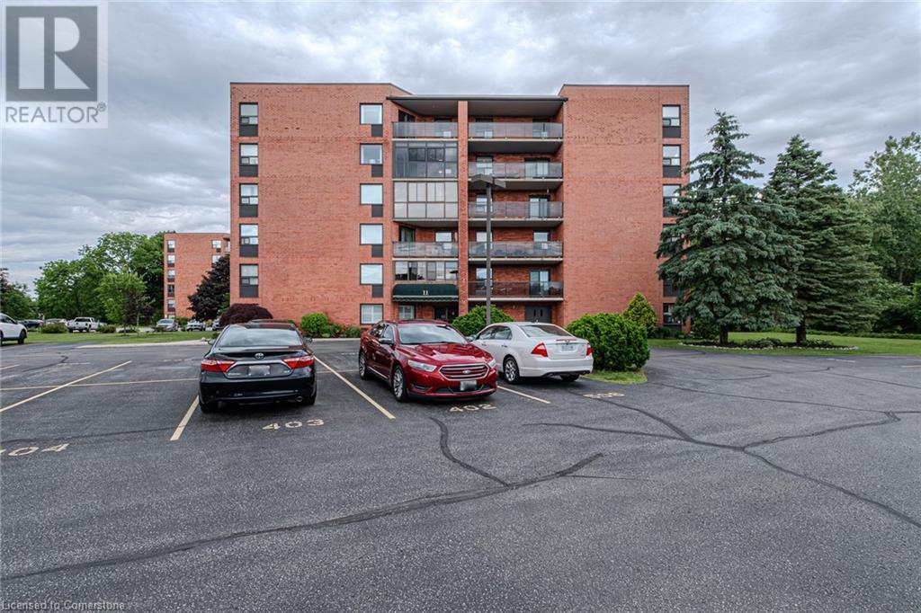 11 MILL POND Court UnitNo. 604, Simcoe