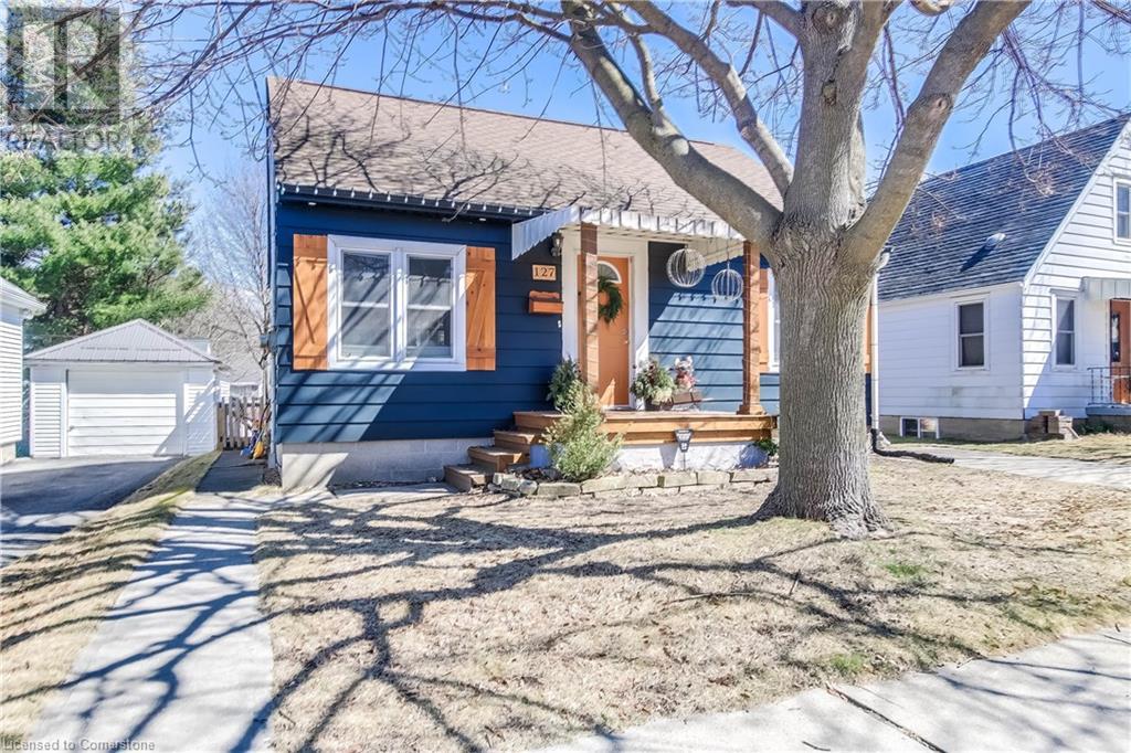 127 ORCHARD Avenue, Simcoe