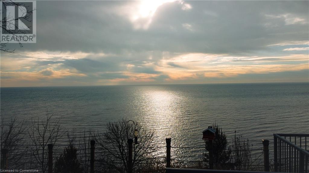 2023 MAPLE Boulevard, Port Dover