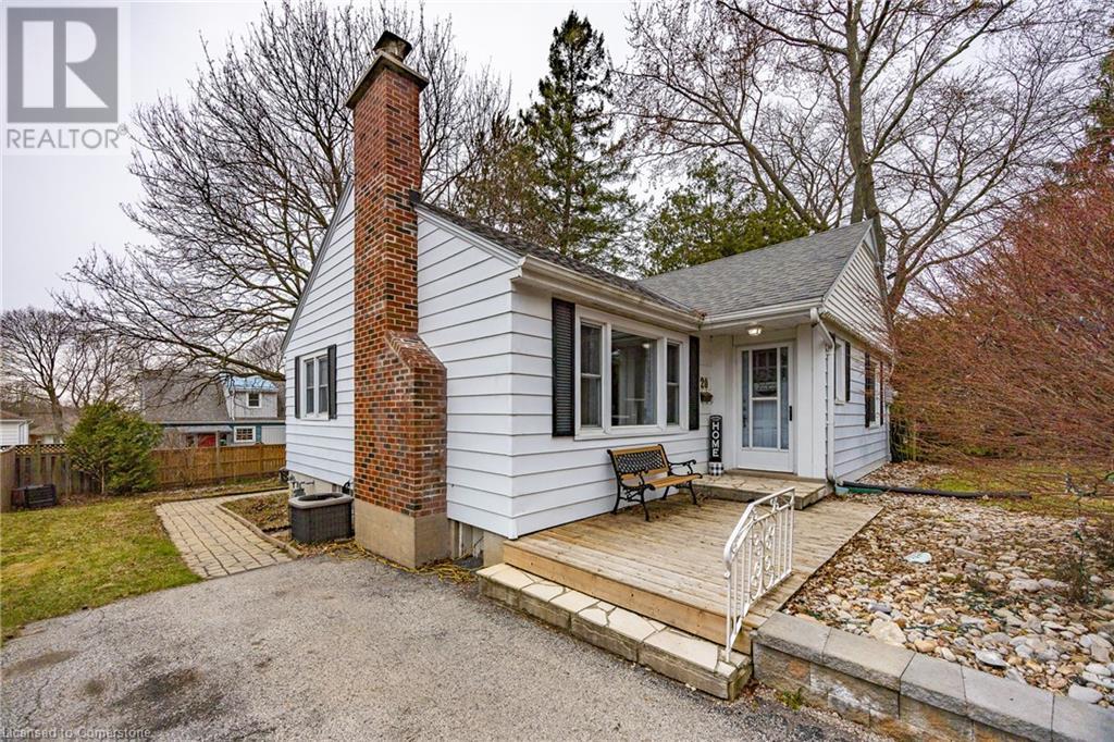 20 GIBSON Drive, Simcoe