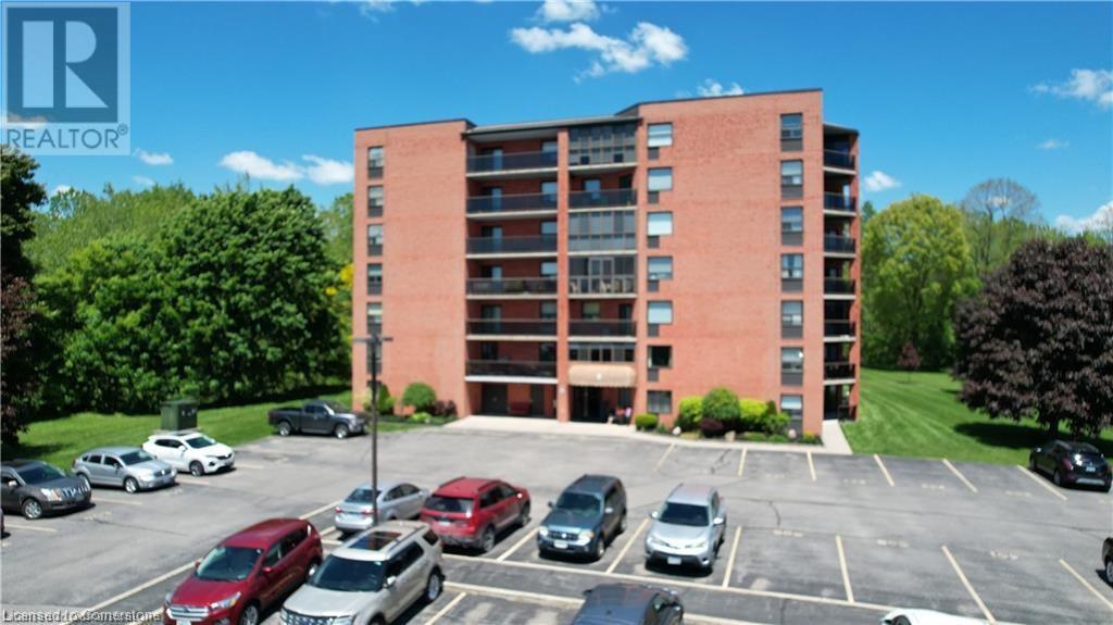 5 MILL POND Court UnitNo. 403, Simcoe