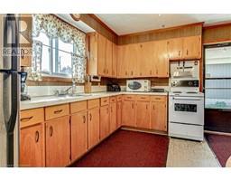 12 WILLOW Avenue - 18