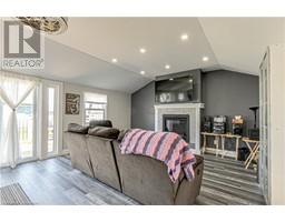 20 4TH Avenue - 17