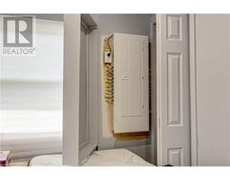 20 4TH Avenue - 25