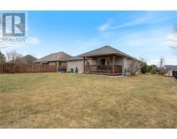 332 DUNCOMBE Road - 35