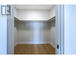 34 ANDREW Avenue - 23