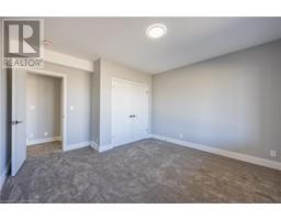 34 ANDREW Avenue - 29