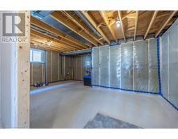 34 ANDREW Avenue - 31