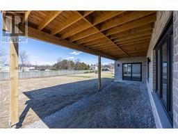 34 ANDREW Avenue - 4