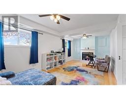 28 THOMPSON Drive - 21