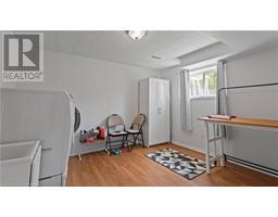 28 THOMPSON Drive - 26