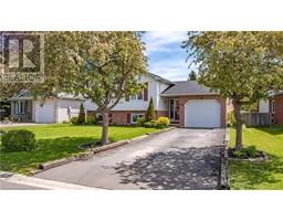 28 THOMPSON Drive - 3