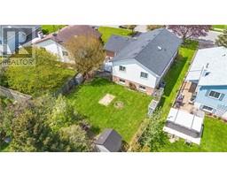 28 THOMPSON Drive - 37
