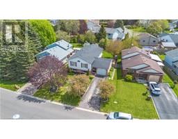 28 THOMPSON Drive - 38