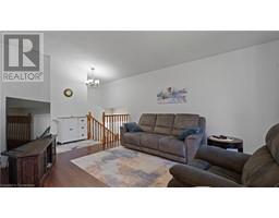 28 THOMPSON Drive - 5