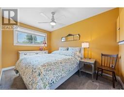 55 RIDGEWOOD Drive - 16
