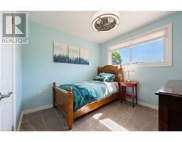 55 RIDGEWOOD Drive - 17