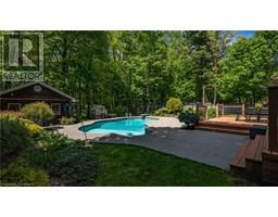 53 WOODLAND Drive - 37