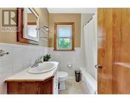 42 HAWTHORNE Avenue - 18