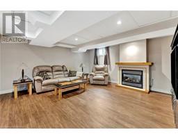 42 HAWTHORNE Avenue - 23