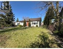 44 WOODHOUSE Avenue - 1