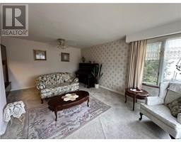 44 WOODHOUSE Avenue - 14