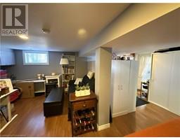 78 QUEENSWAY Drive E - 35