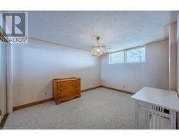 16 DEAN Avenue - 26