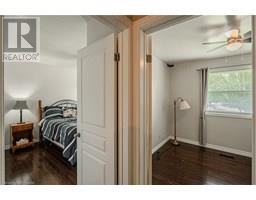 9 EDEN Place - 28