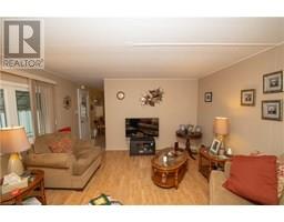 3 FIFTH Street - 16