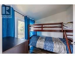 205 HASTINGS Drive - 19