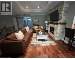 54 ANGLER Avenue - 13