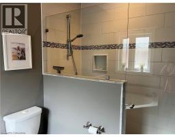 54 ANGLER Avenue - 20