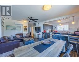 205 - 203 HASTINGS Drive - 10