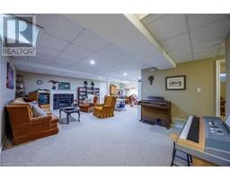 103 UPPER CANADA Drive - 16