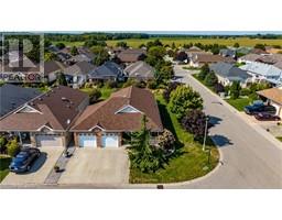 103 UPPER CANADA Drive - 28