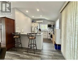 20 4TH Avenue - 35