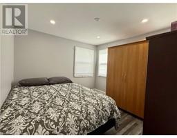 20 4TH Avenue - 38