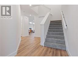 123 AMBER Street - 3