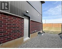 123 AMBER Street - 33